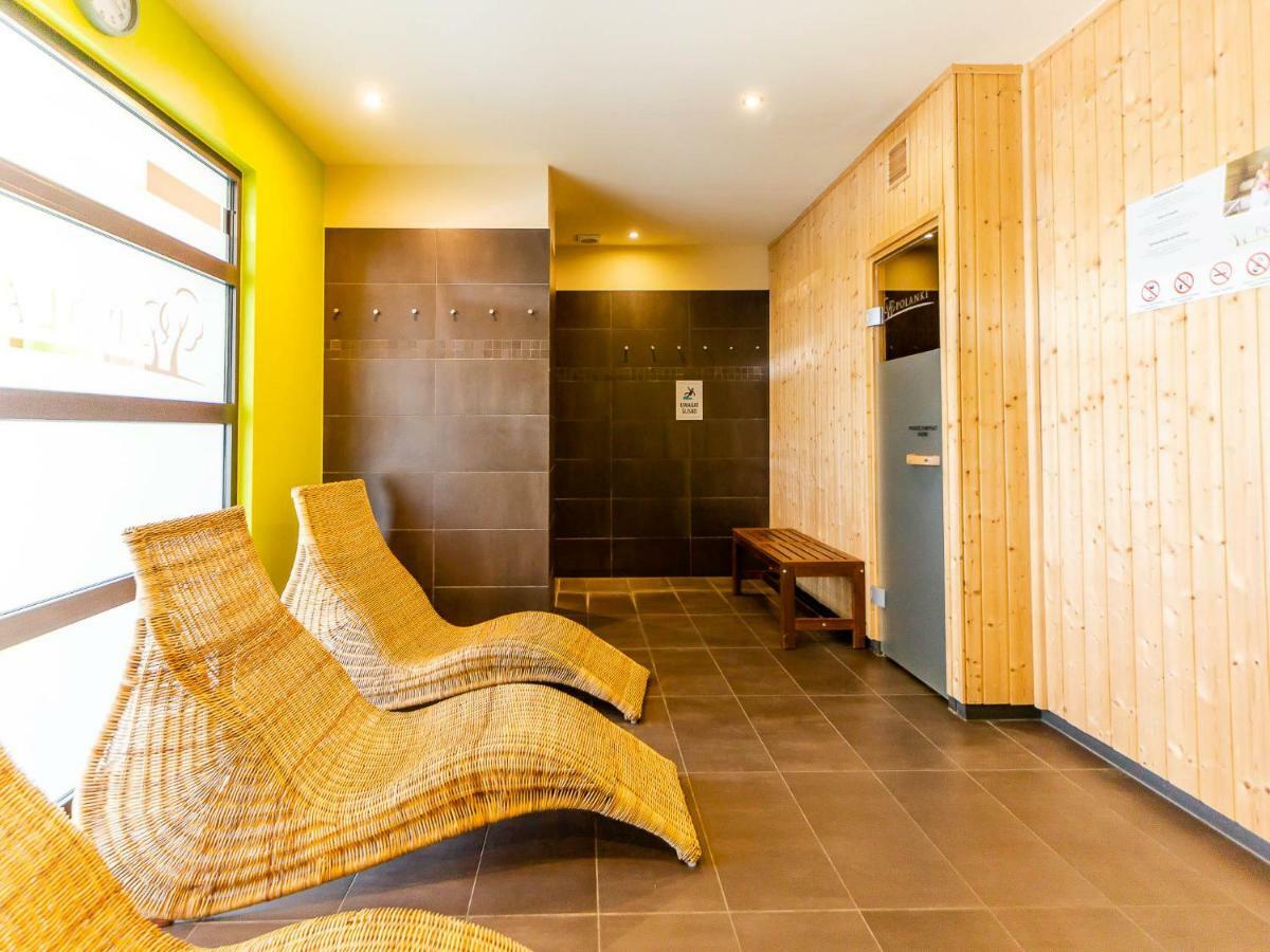 Apartment Pomaranczowy Z Basenem,sauna-blisko Morza. *